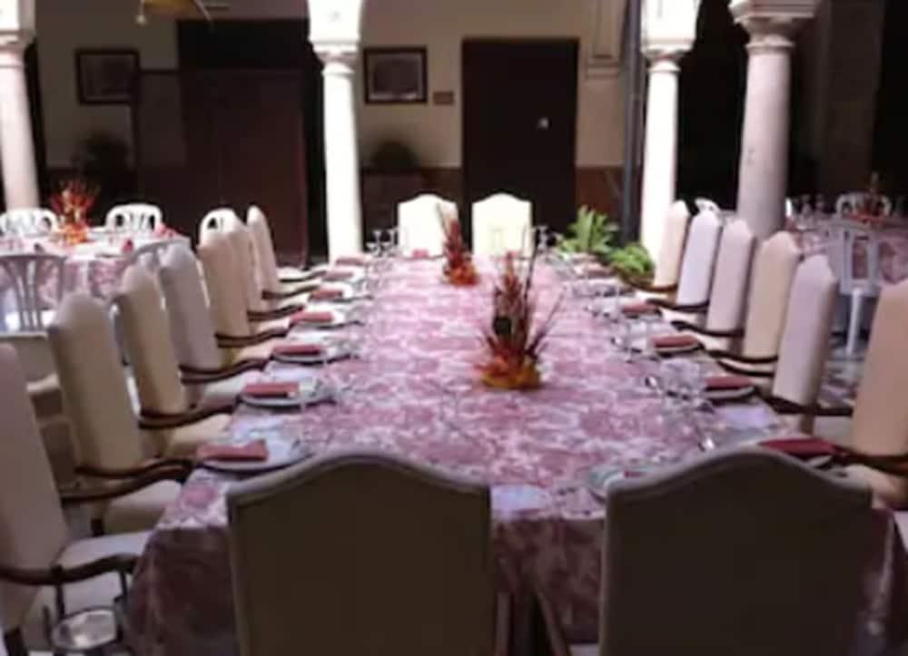 Palacio Marques De La Gomera Osuna Eksteriør bilde